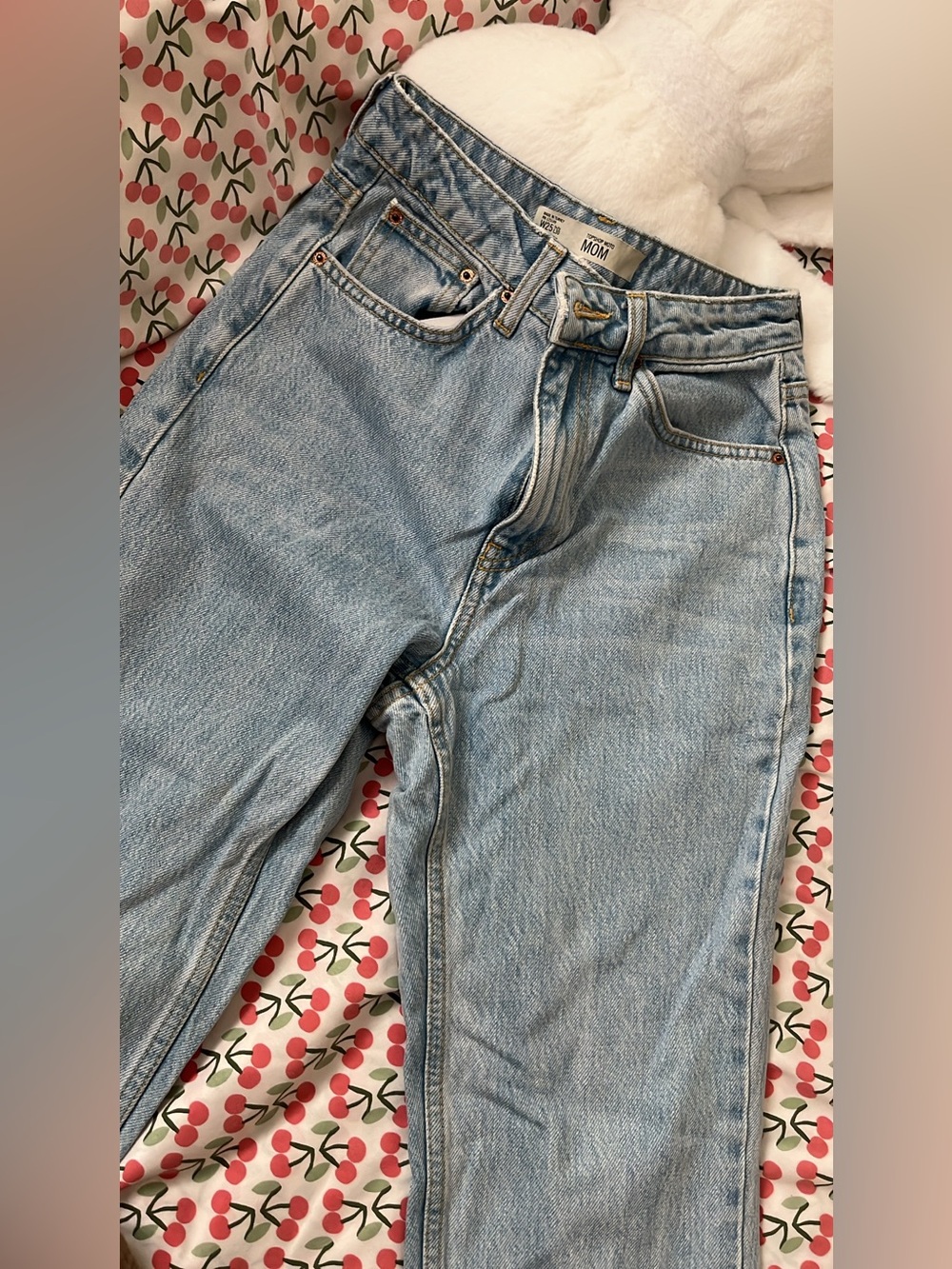 Topshop Light Blue Relaxed 'Mom' Jeans
